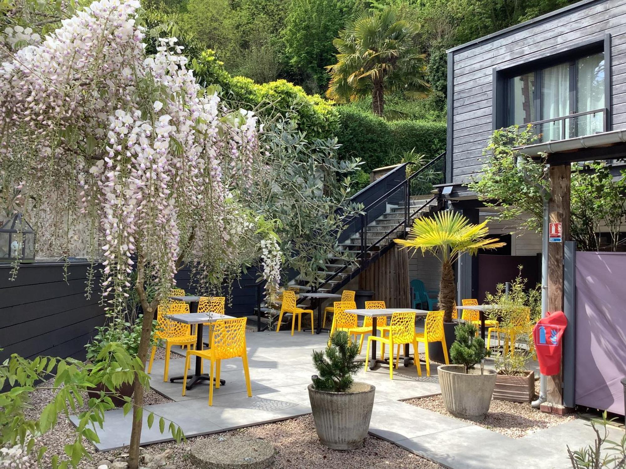 Hotel Monet La Riviere-Saint-Sauveur Bagian luar foto